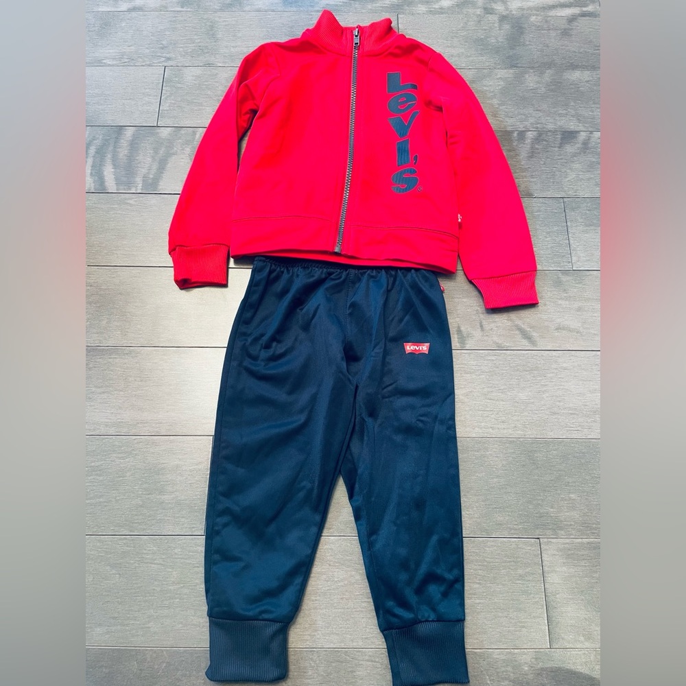 Levi’s Boy tracksuit set